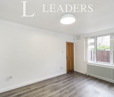 3 bedroom house to rent Coningswath Road, Carlton, Nottingham, NG4 - Photo 4