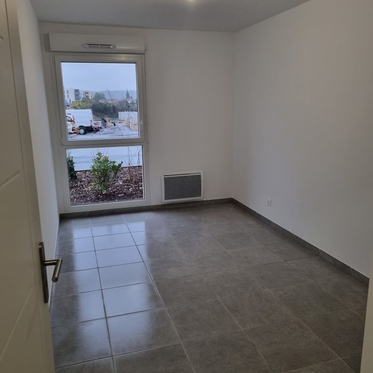 Location Appartement 3 pièces 67m² BRIGNOLES 83170 - Photo 1