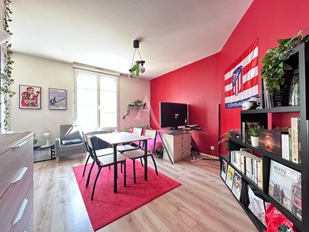 Location Appartement 1 pièce 26m² - Photo 2