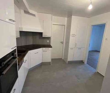 2.5 Zimmer, 90 m², 1. Stock - Photo 3