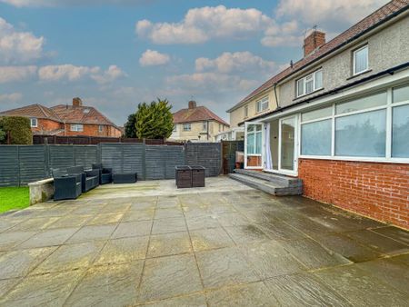 2 Bed Semi-Detached House, Hurston Road, BS4 - Photo 5