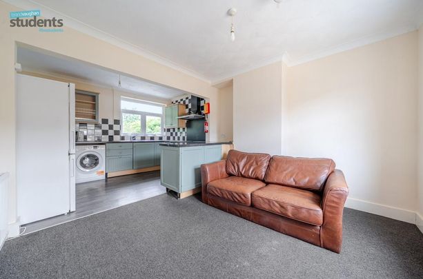 5 bedroom terraced house to rent - Photo 1