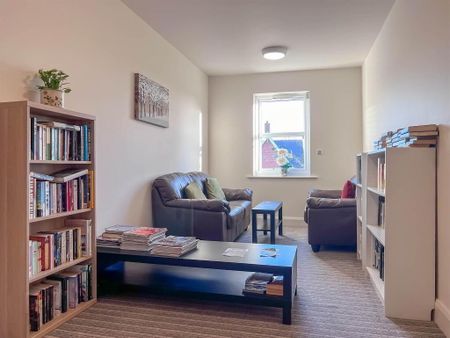 33 Sandown Manor, 84a Sandown Road, Belfast, BT5 6GQ - Photo 4