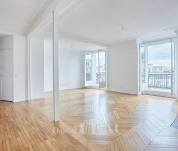 Location appartement, Paris 7ème (75007), 5 pièces, 116.03 m², ref 85289600 - Photo 1