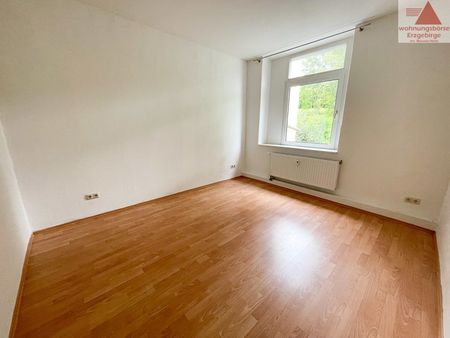 Großzügige 2-Raum-Wohnung mit Balkon und Einbauküche in Bad Schlema - Photo 4