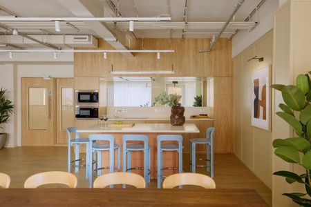 Studio to rent - Photo 2