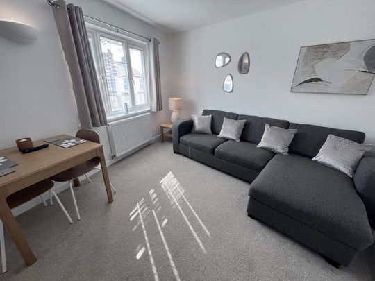 House share to rent - Photo 1