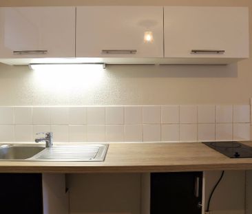 Location Appartement 1 pièce 33m² MONT ST AIGNAN 76130 - Photo 3