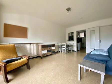 Location Appartement 1 pièce 29m² AVIGNON 84000 - Photo 2