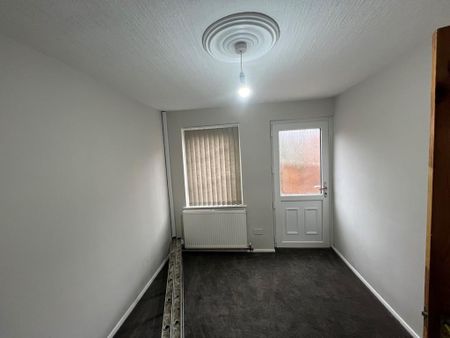 3 bedroom townhouse to rent - Photo 4