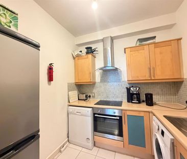 Lee house, Mayor St Lower, Dublin 1 - Photo 2