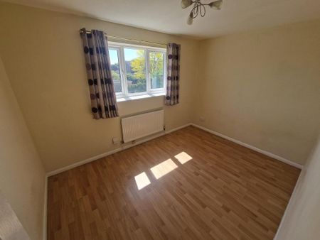 2 bedroom terraced house to rent - Photo 3