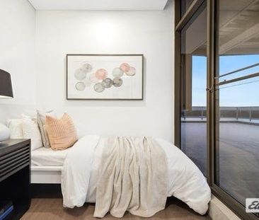 When Size Does Matter! 262 sqm in Title. Prestigious Apartment with... - Photo 6