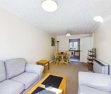Greys Court, Sidmouth Street, Reading, Berkshire, RG1 - Photo 2
