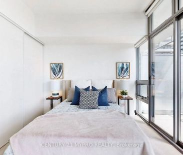 33 Charles Street E #2401 - Photo 4