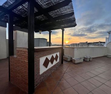 3 bedroom luxury penthouse for rent in Málaga, Andalusia - Photo 3