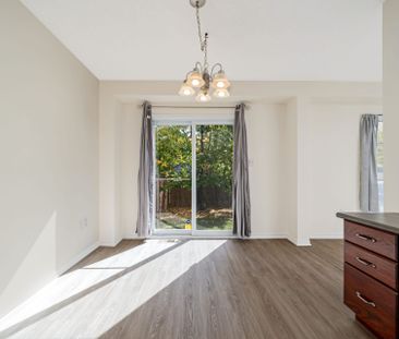 For Lease - 571 Wild Iris Avenue, Waterloo, Ontario - Photo 5