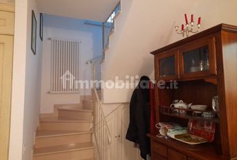 Villa bifamiliare via Padre Ignazio da Carrara, Vittoria Apuana, Forte dei Marmi