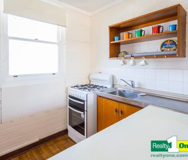 18/221 Clontarf Rd, Hamilton Hill - Photo 3