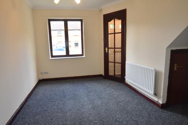 2 bedroom terraced house to rent - Photo 1