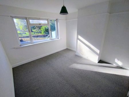 Stourbridge Road, Dudley, West Midlands - Photo 2