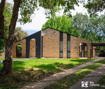 Stylish Family Home Backing onto Reserve - Photo 5