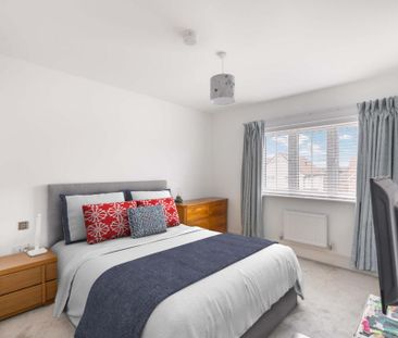 3 bedroom property to rent - Photo 3