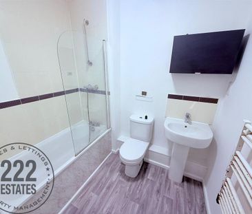 2 bedroom apartment to rent - Photo 6