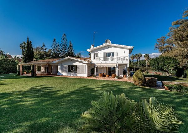 5 bedroom luxury Villa for rent in San Pedro de Alcántara, Spain