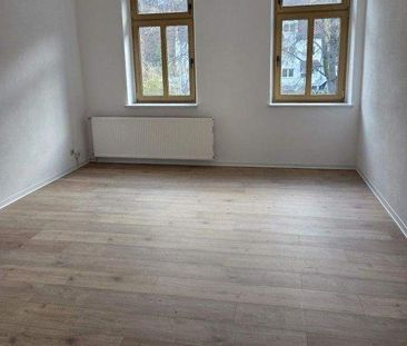 Frisch sanierte Wohlfühlwohnung mit perfekter Raumaufteilung, Tages... - Foto 3