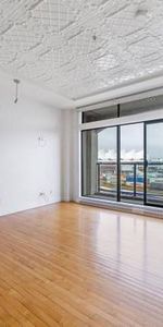 Amazing Waterfront Gastown Condo Loft at $3300 - Photo 4