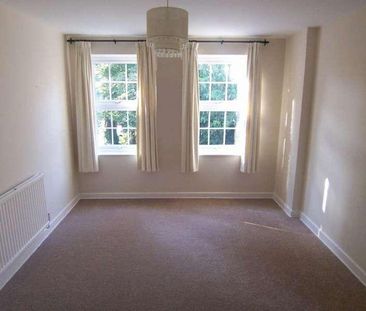 Oxford Court, Ashley Road, Epsom, Surrey, KT18 - Photo 3