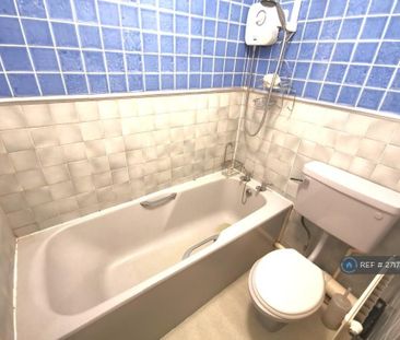 2 bedroom terraced house to rent - Photo 3