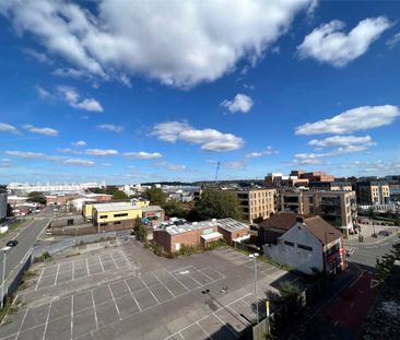 3 Bedroom Flat / Apartment - Andersons Road, Southampton - Photo 6