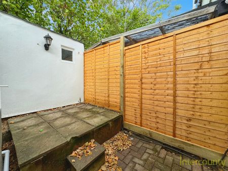 Apton Road, CM23, Bishop`S Stortford - Photo 3