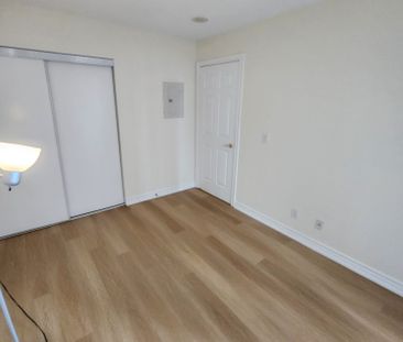 For Lease - 5 Michael Power Place Unit# 705, Toronto, Ontario - Photo 1