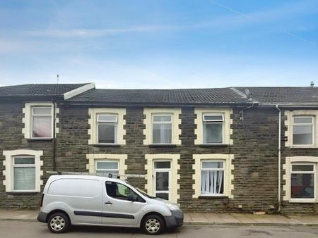 3 bedroom property to rent - Photo 4