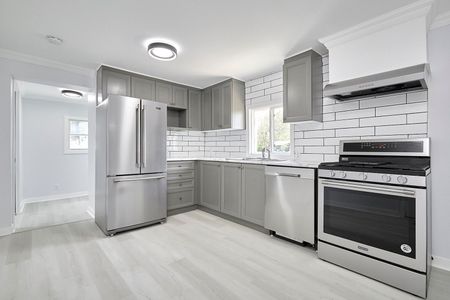 For Lease - 3253 Grayshott Drive, Severn, Ontario - Photo 5