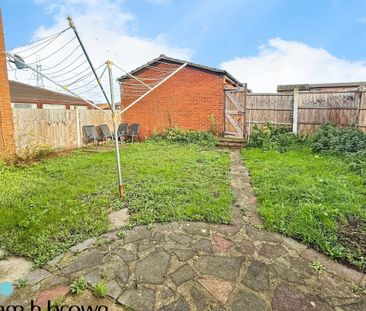 Water Lane, Purfleet - Photo 2