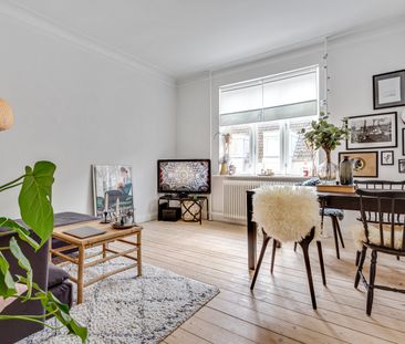 <b>VELDISPONERET 2-VÆRELSES LEJLIGHED I CENTRUM</b><br> - Foto 1