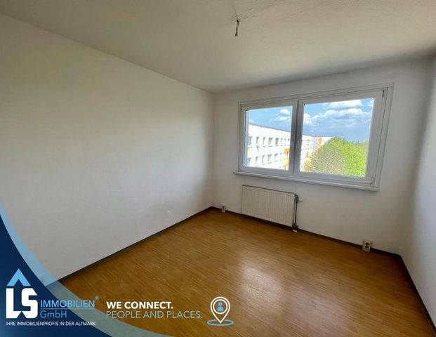 Schöne 3- Raum- Wohnung in Wolfen mit Balkon - Foto 1