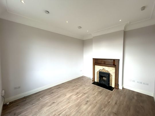 Dublin Road, Sutton, Dublin 13, D13 E9N3. - Photo 1