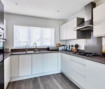 3 bedroom detached house to rent - Photo 5