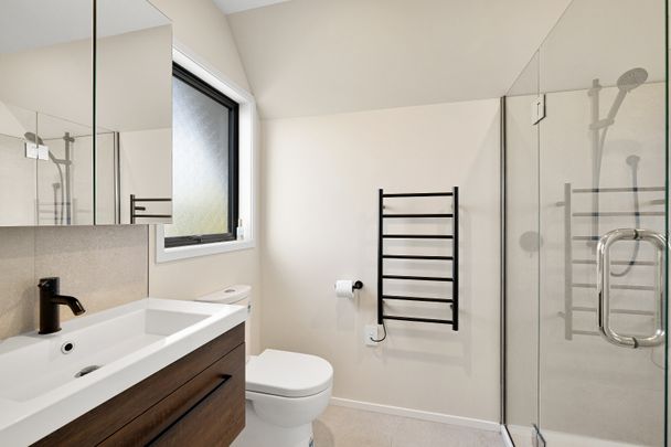 443 Madras Street, St. Albans - Photo 1