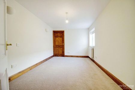 4 bedroom detached house to rent - Photo 3