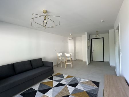 Location Appartement 2 pièces 44m² LE BOURGET DU LAC 73370 - Photo 2