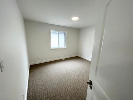 For Lease - 201 Roy Mcdonald Drive Unit# UPPER, London South, Ontario - Photo 4