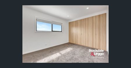 Modern Family Home with Premium Inclusions in Truganina - Photo 2