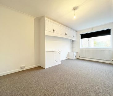 2 bedroom Detached bungalow to rent - Photo 6