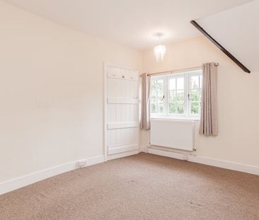 Rectory Cottage, Adwell - Photo 2